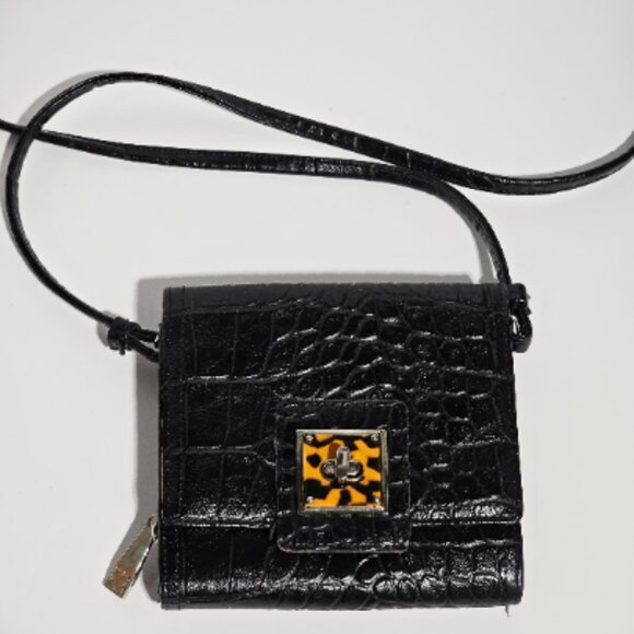 Elegant Liz Claiborne New York Black Leather Crossbody Bag - Versatile Compact - Picture 1 of 7